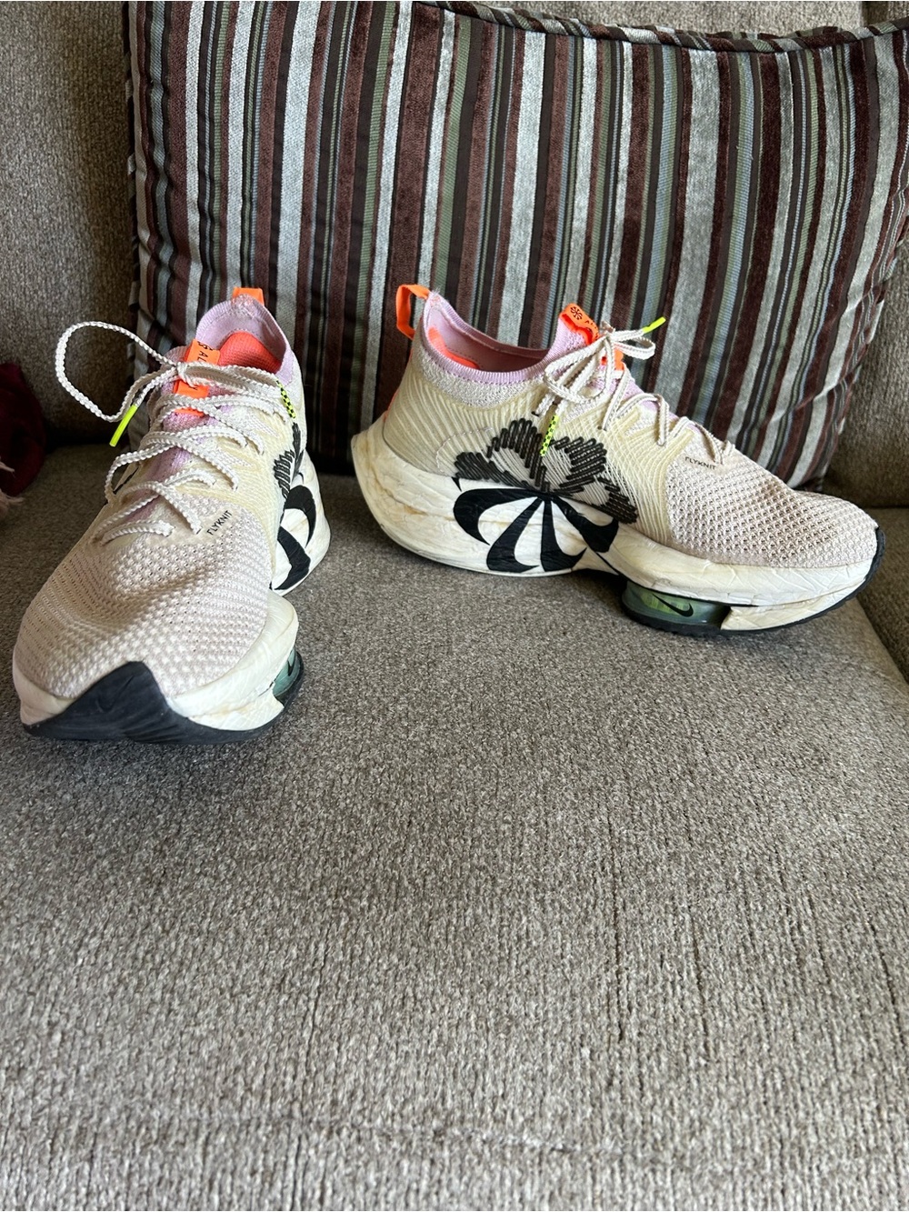 Nike ZoomX Air Zoom Alphafly NEXT% Men’s Running Shoes Beige/Black Mesh Size 7.5